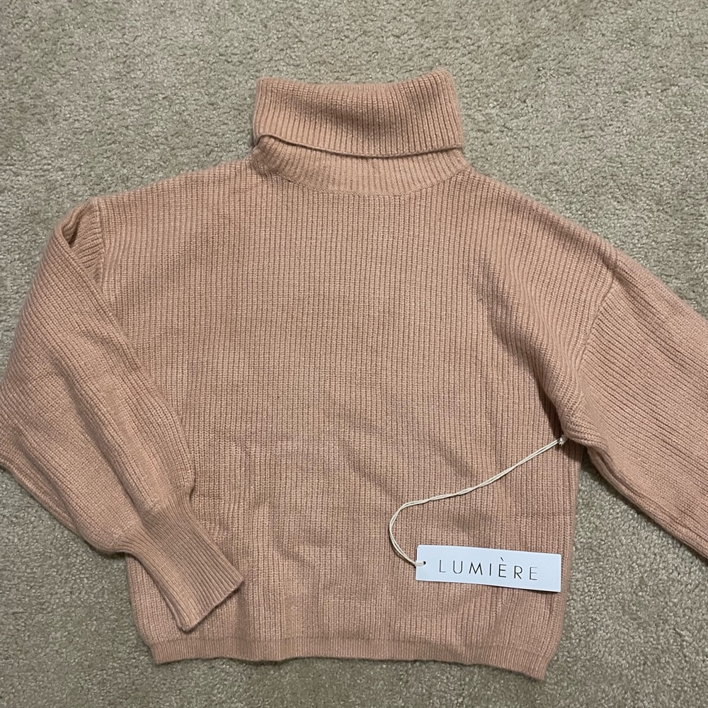 NWT Lumiere Turtleneck Sweater Size Large